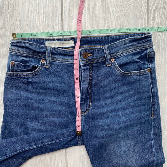 Pilcro Anthropologie Blue Denim Boho Embroidered Hem Crop Jeans Size 27 - Picture 5 of 12